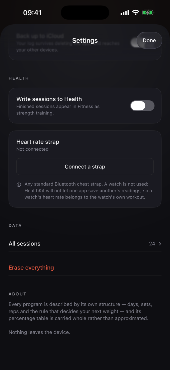 Settings, showing iCloud backup and Health export both switched off by default.